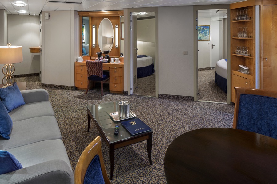 RCI, Radiance of the Seas, Owner's Suite 2 Bedroom 3.jpg